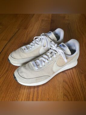 Nike Men's Air Tailwind 79 Retro Sneakers Size 10 Suede Neutral